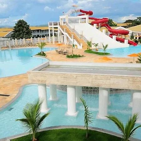Lacqua Di'Roma Parque Com Parque Aquatico Incluso Na Diaria! Roupas De Cama E Toalhas Nao Estao Disponiveis No Servico, Devem Ser Levado Pelo Hospede! Διαμέρισμα Caldas Novas Εξωτερικό φωτογραφία